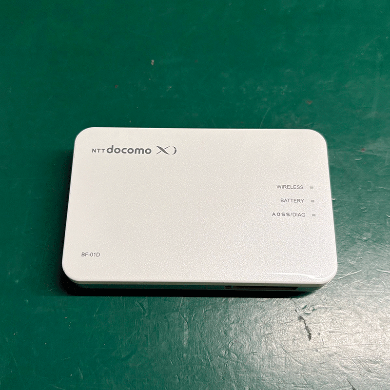 JUNK BUFFALO モバイルルーター (BF-01D) ※充電器無し、バッテリー無し、UIMカードスロット破損