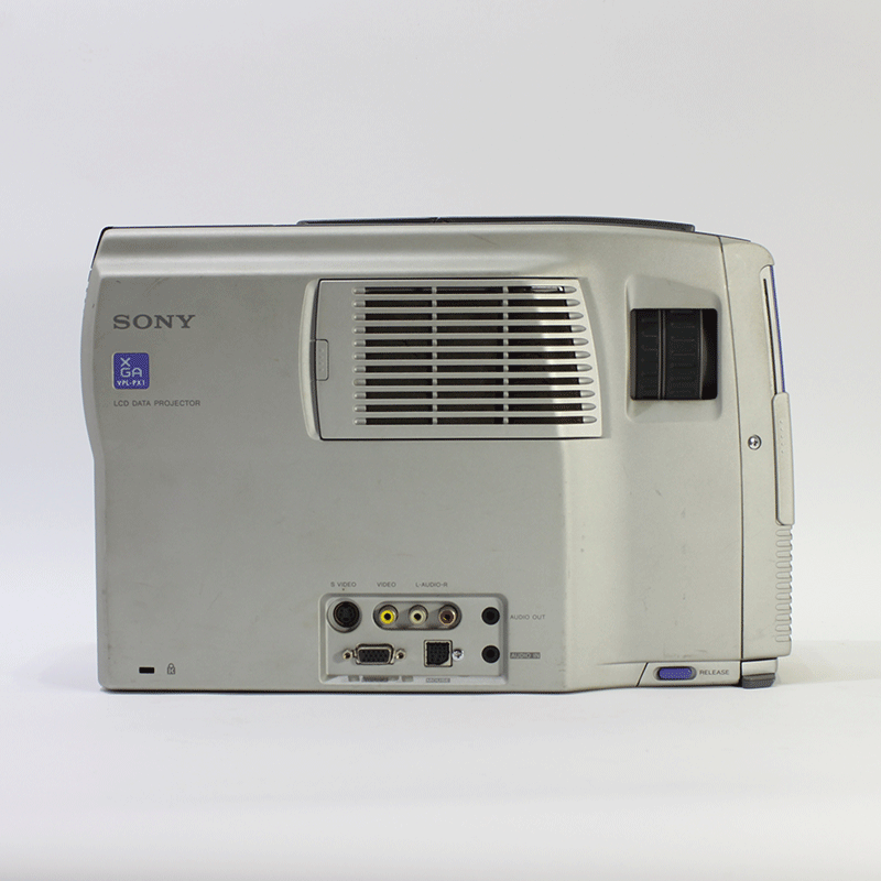 JUNK SONY プロジェクター (VPL-PX1) ※筐体ネジ1本欠損
