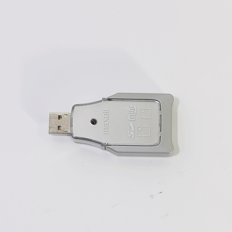 JUNK maxell SDカードリーダ (UA20-SD.MINISD)