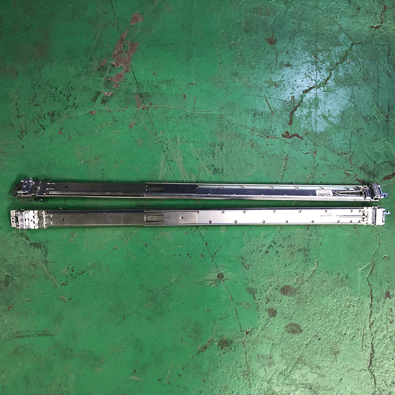JUNK IBM  ラックマウント型サーバーレール 左右1セット (00KG975/00KG976)-thumbmail-4